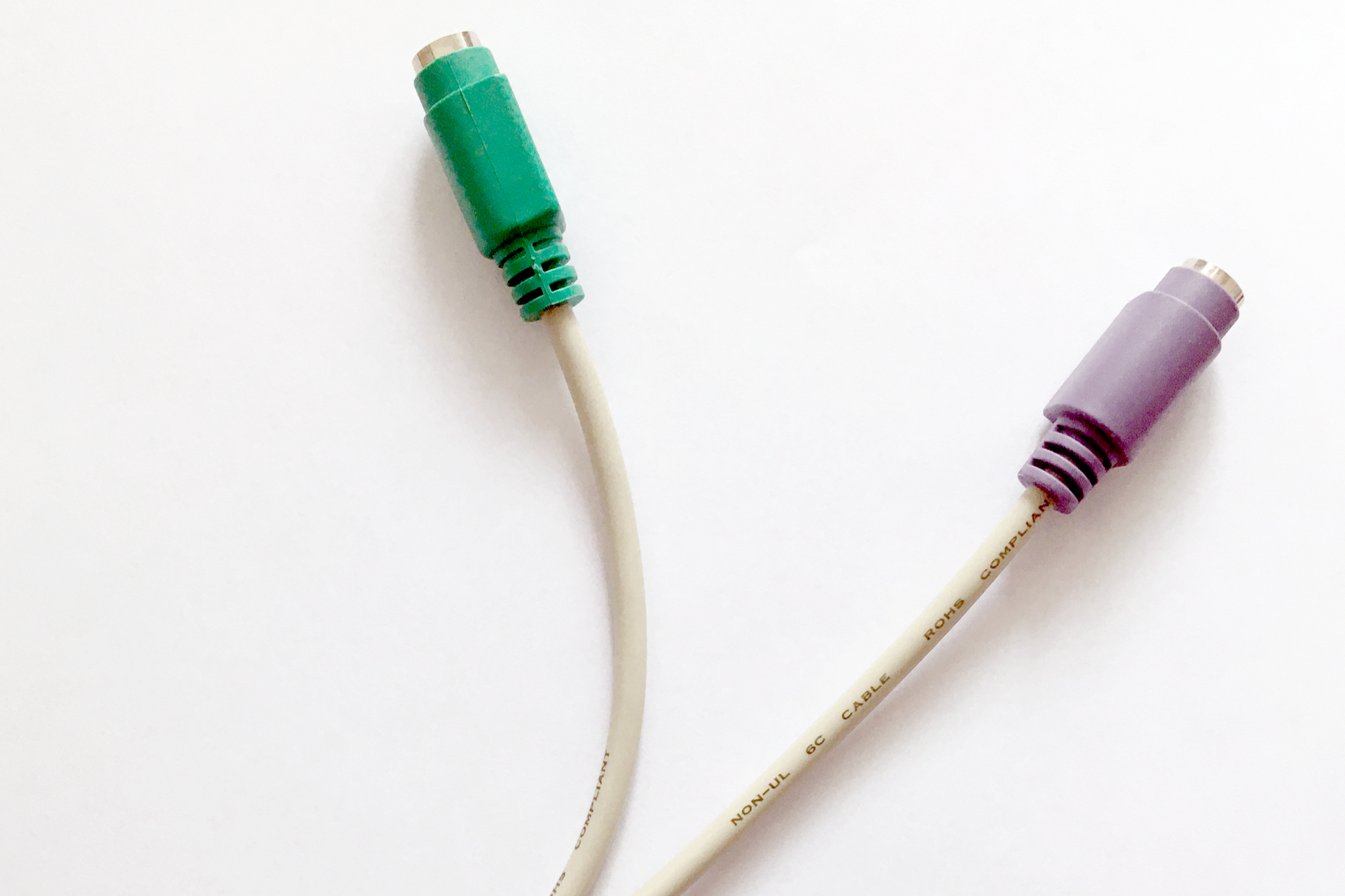 A PS/2 splitter cable