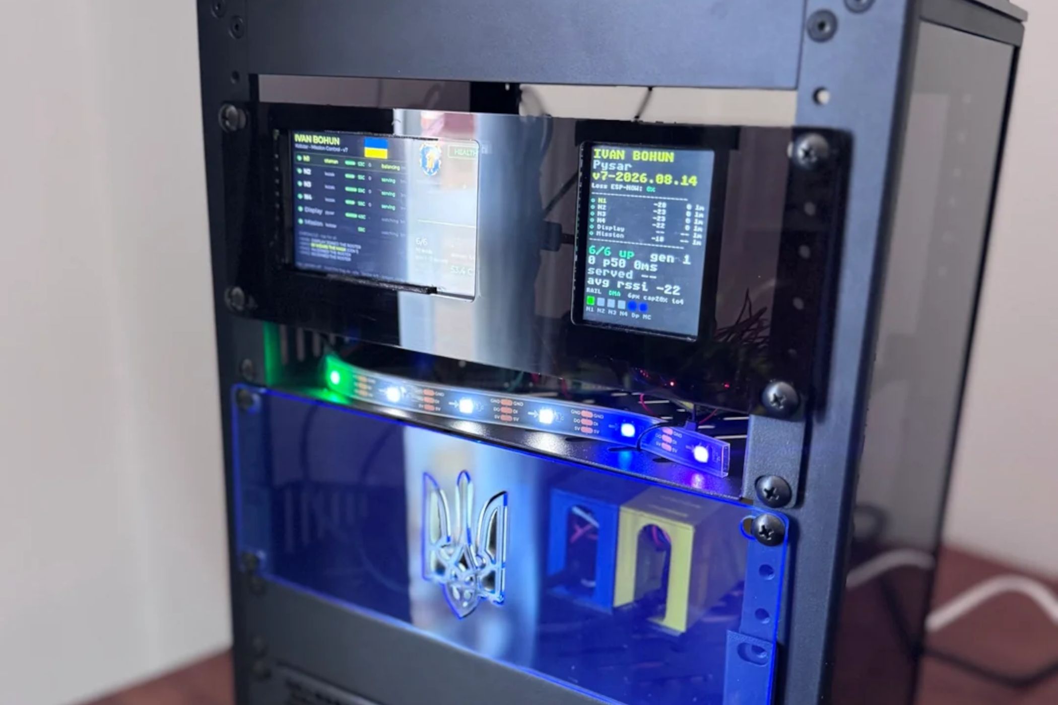 six-esp32-server-featured