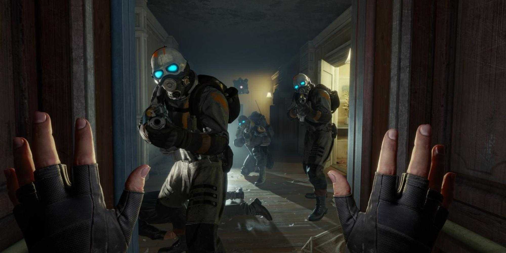 Soldiers pointing their guns at the player