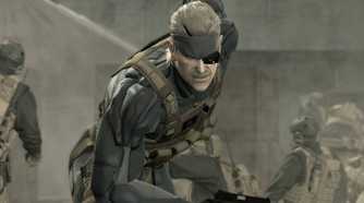 Sceenshot from Metal Gear Solid 4: Guns of the Patriots video game of main character crouching with armed men behind him
