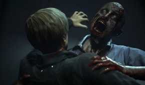 Leon being attacked by a zombie in Resident Evil 2 remake-