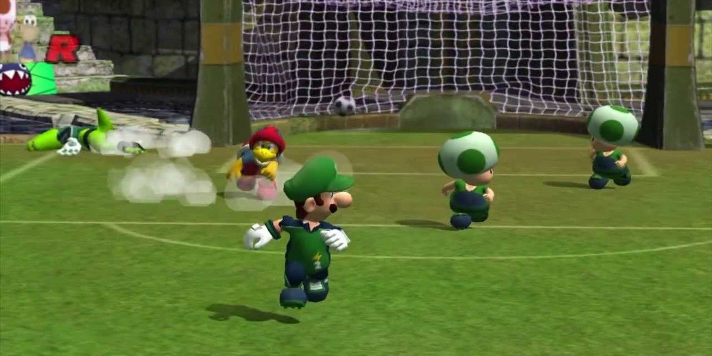 super mario strikers luigi running