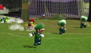 super mario strikers luigi running