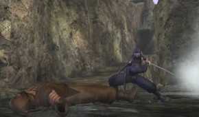 Ninja Gaiden Black Ryu cutting down a ninja
