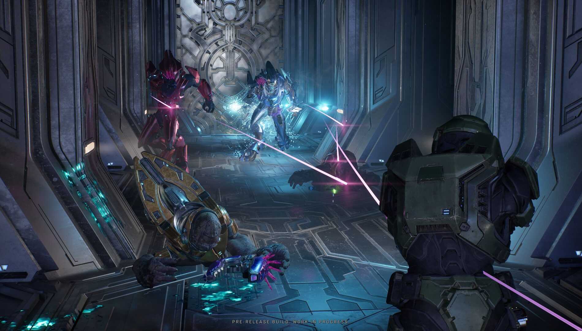 A screenshot of Master Chief fighting the Elites in Halo: Campaign Evolved