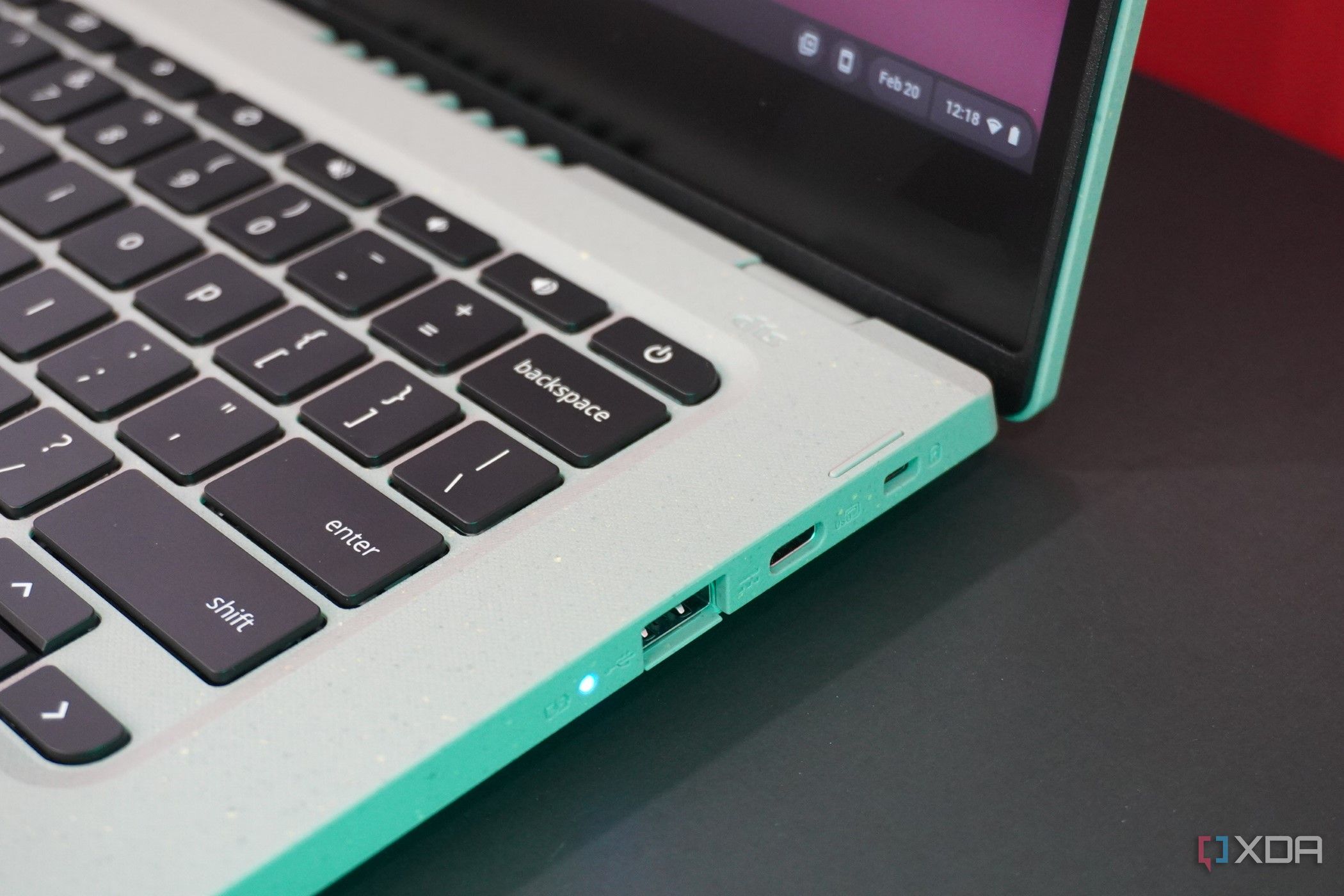 A picture of the Acer Chromebook Enterprise Vero 514 ports
