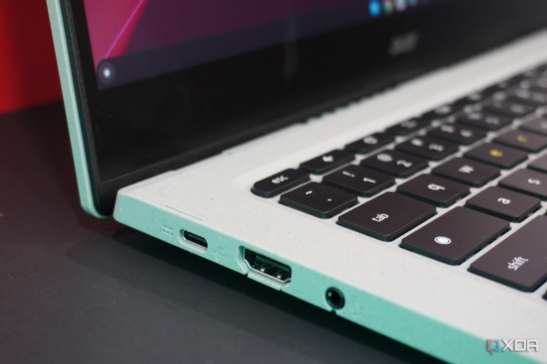 A picture of the Acer Chromebook Enterprise Vero 514 ports on the left of the laptop