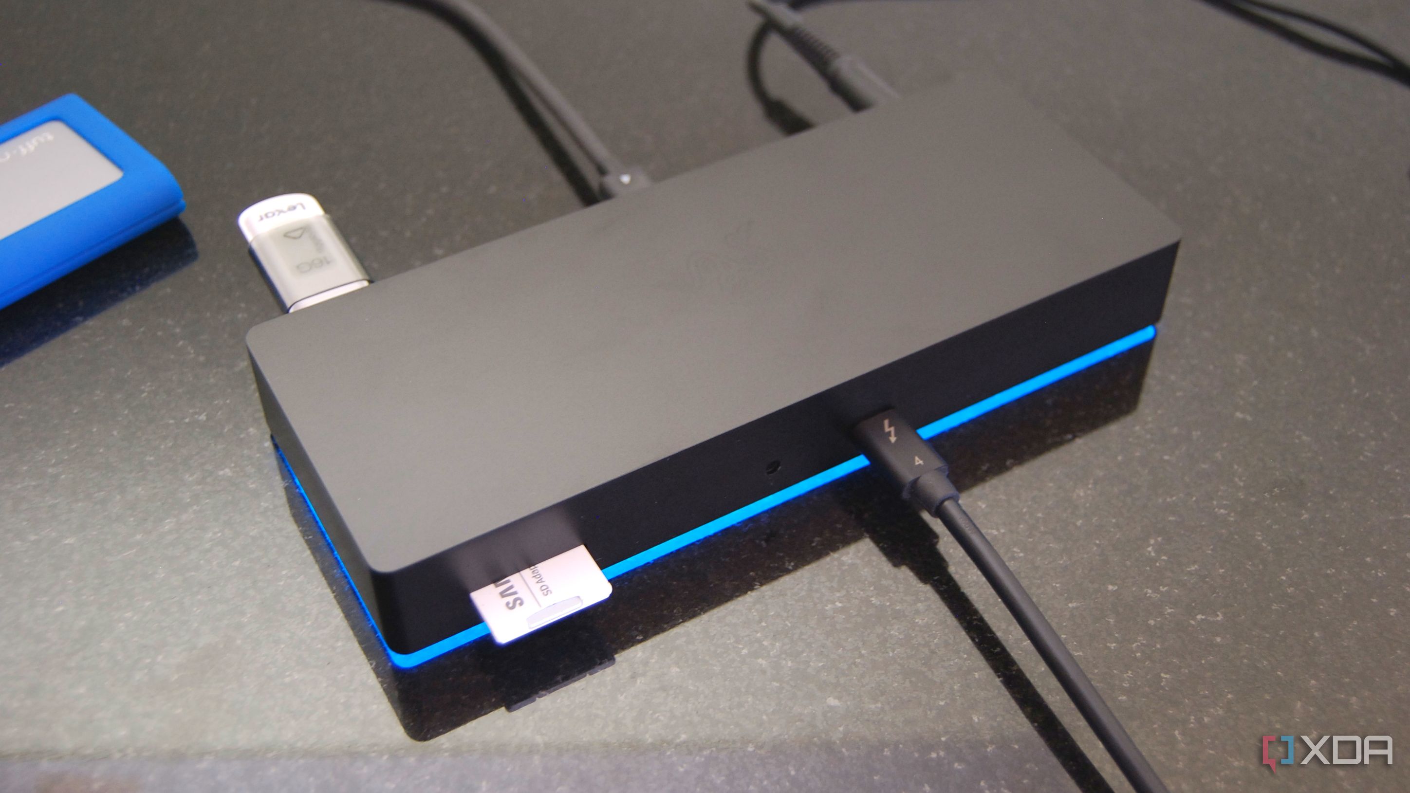 その他 Razer thunderbolt 4 Dock Chroma Sp3ghFF2ruaHTnJY6gr32A.jpg