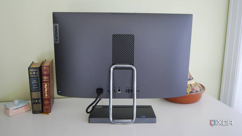 lenovo-ideacentre-aio-5i-27-gen7-review-07