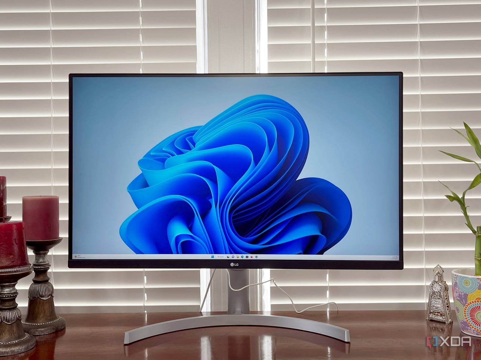 lg-ultrafine-32un650w-1.JPG?w=