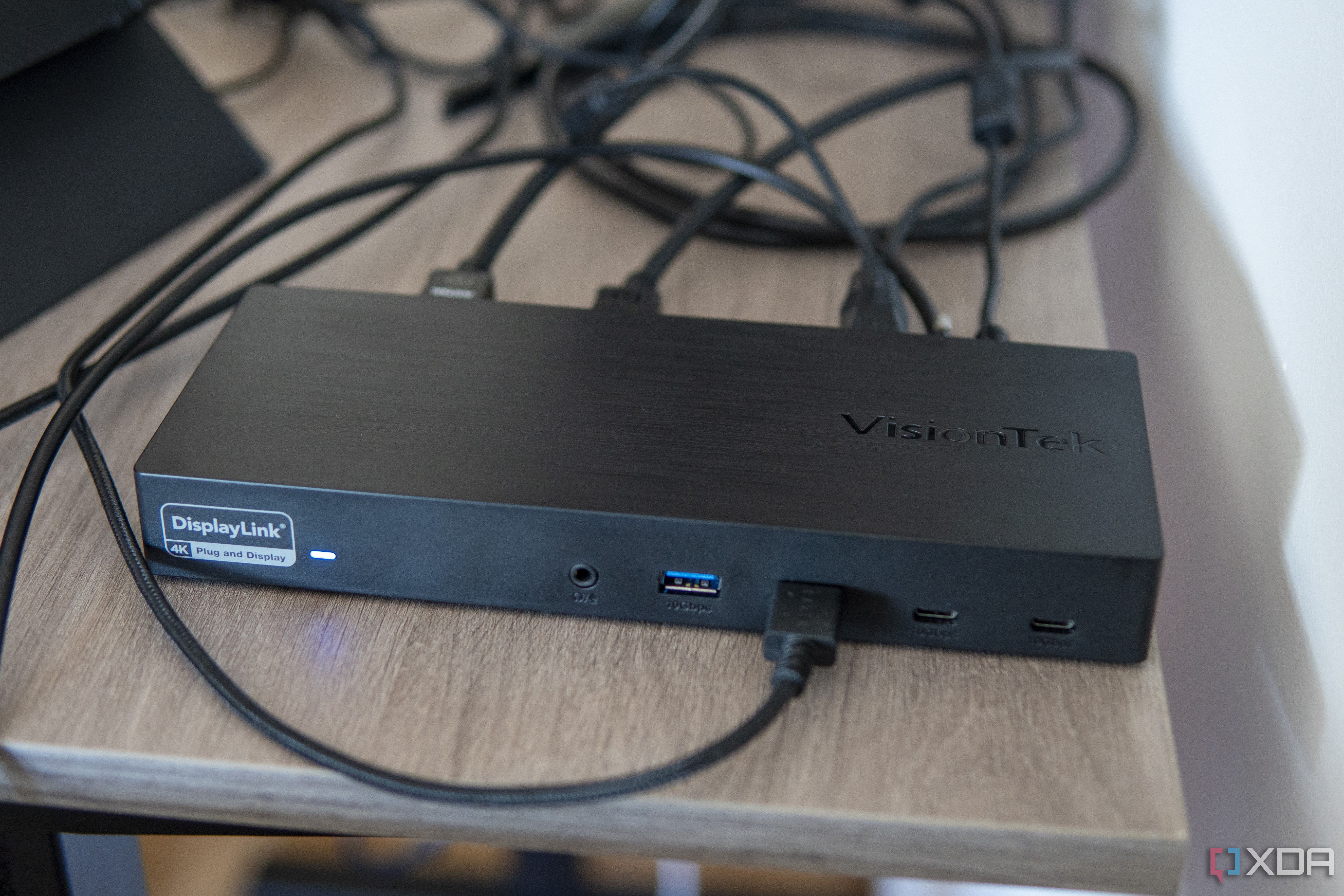 visiontek-vt7400-02.jpg?w=1600