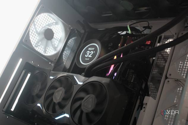 NZXT H9 Flow