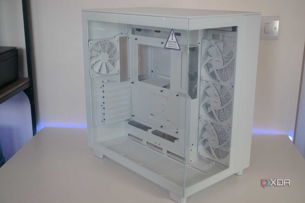 NZXT H9 Flow