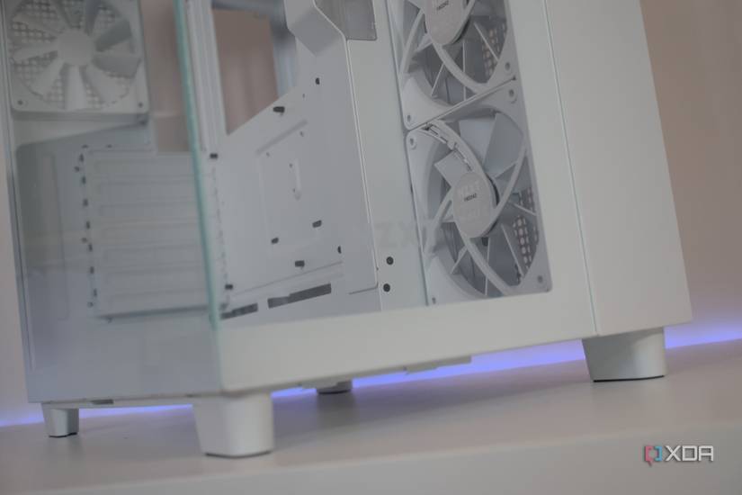 NZXT H9 Flow
