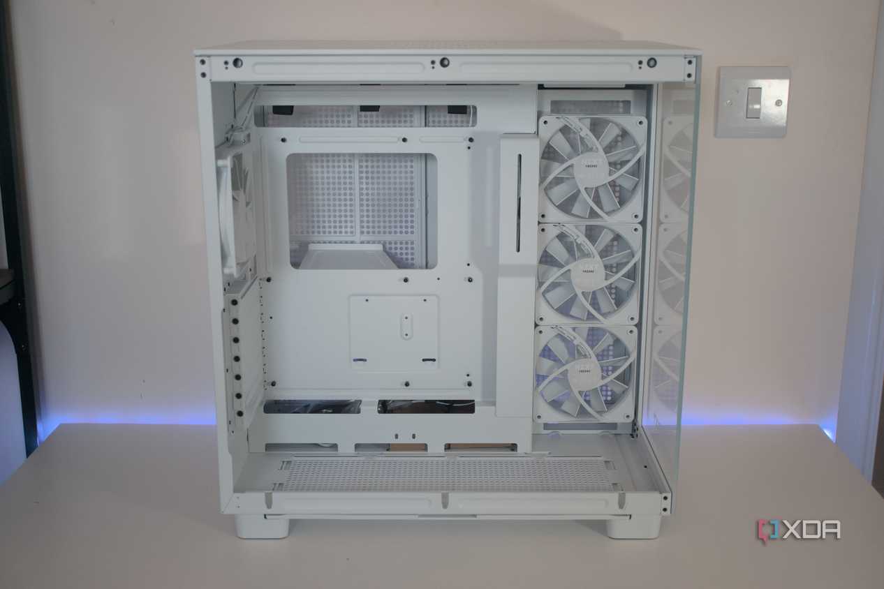 NZXT H9 Flow