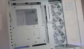NZXT H9 Flow