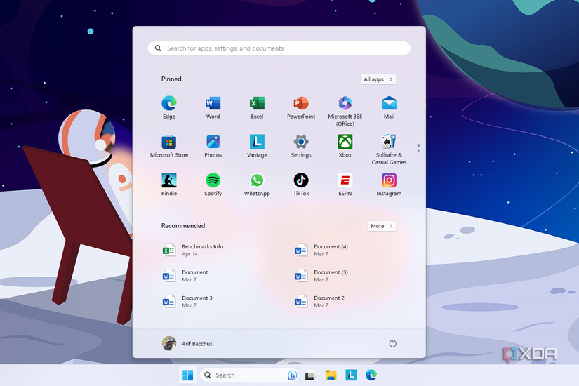 WA screenshot of some pre-pinned apps and ads on the Windows 11 Start Menu Ads