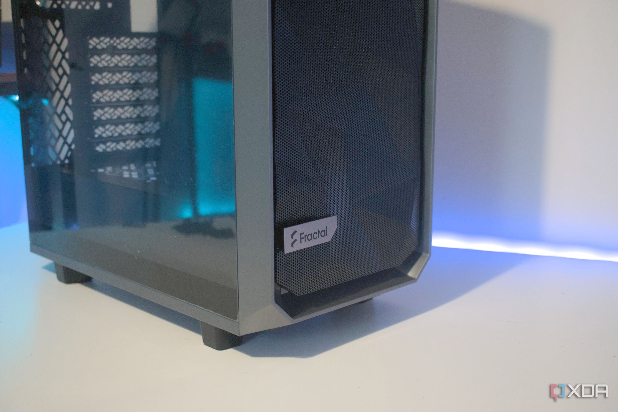 Fractal Design Meshify 2 Compact