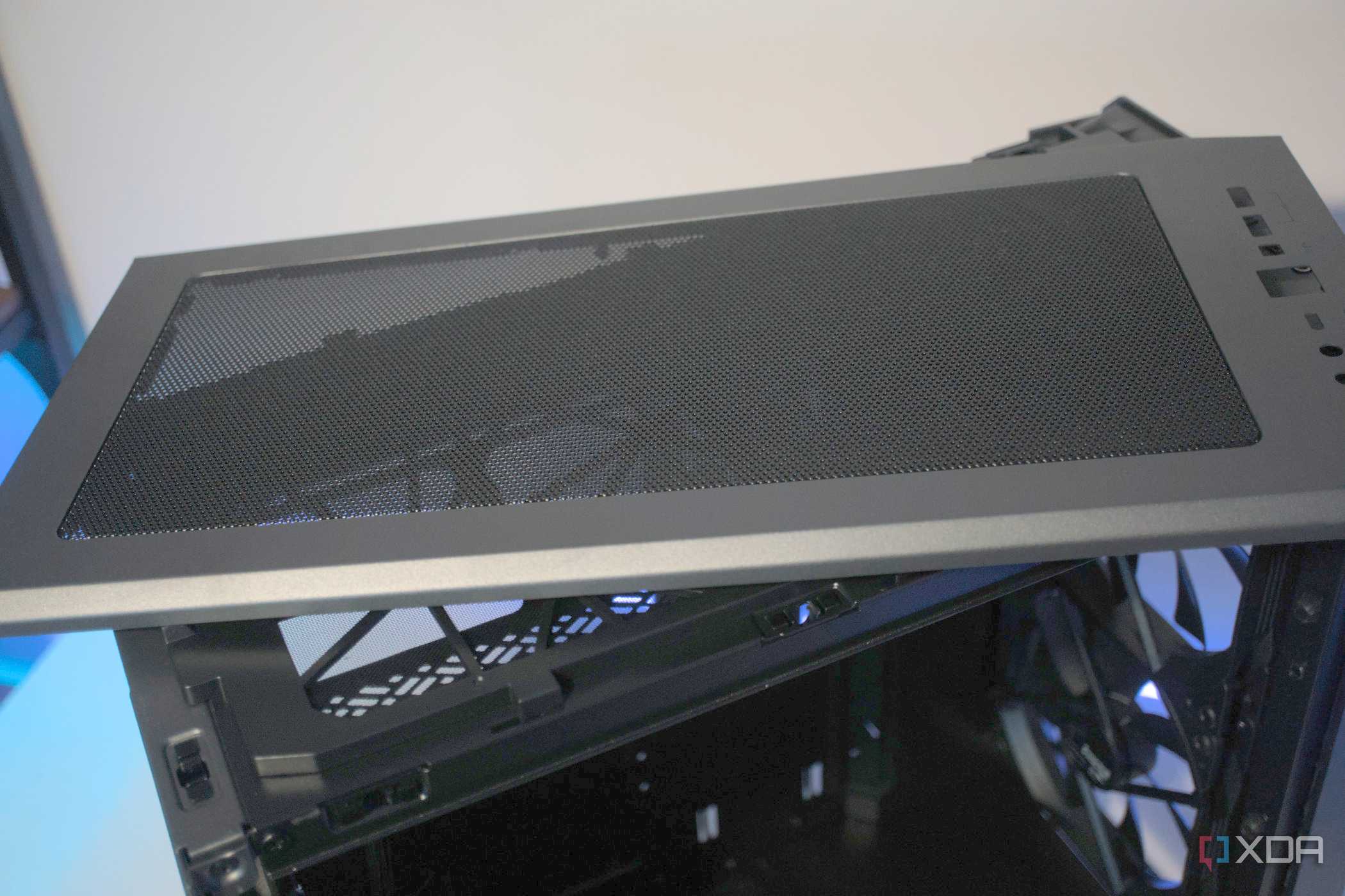 Fractal Design Meshify 2 Compact
