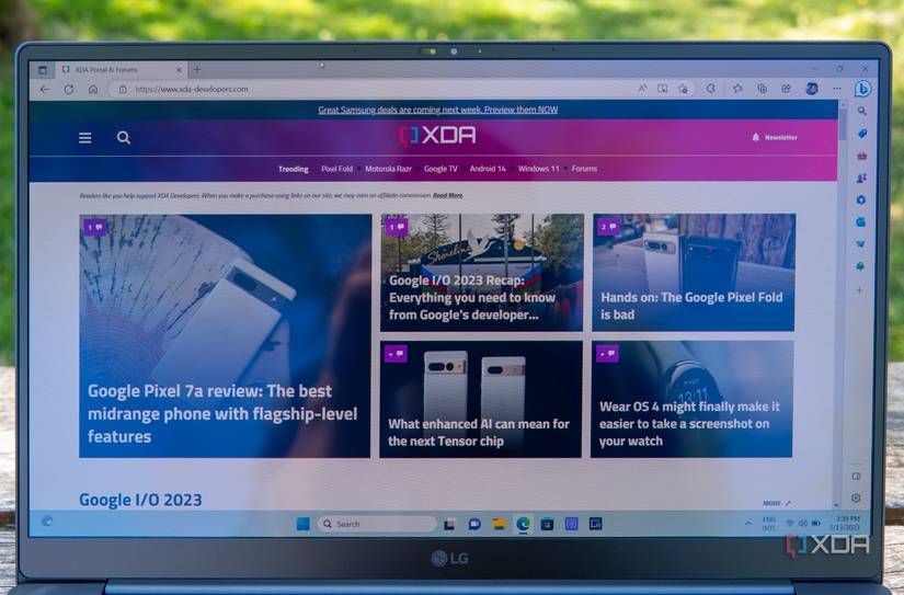 An LG Gram SuperSlim displaying the XDA home page