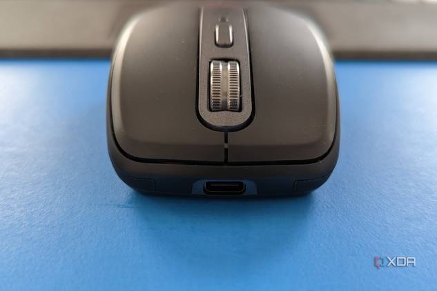 Logitech MX Anywhere 3S from the front
