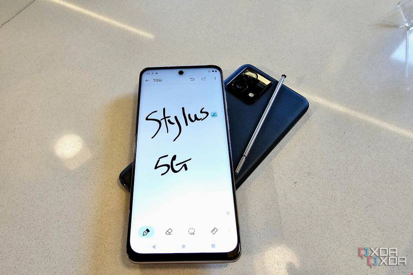 Motorola-Moto-G-Stylus-5g-2023-lifestyle-03