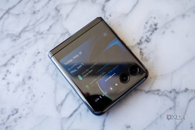 Motorola Razr 2023-26-1