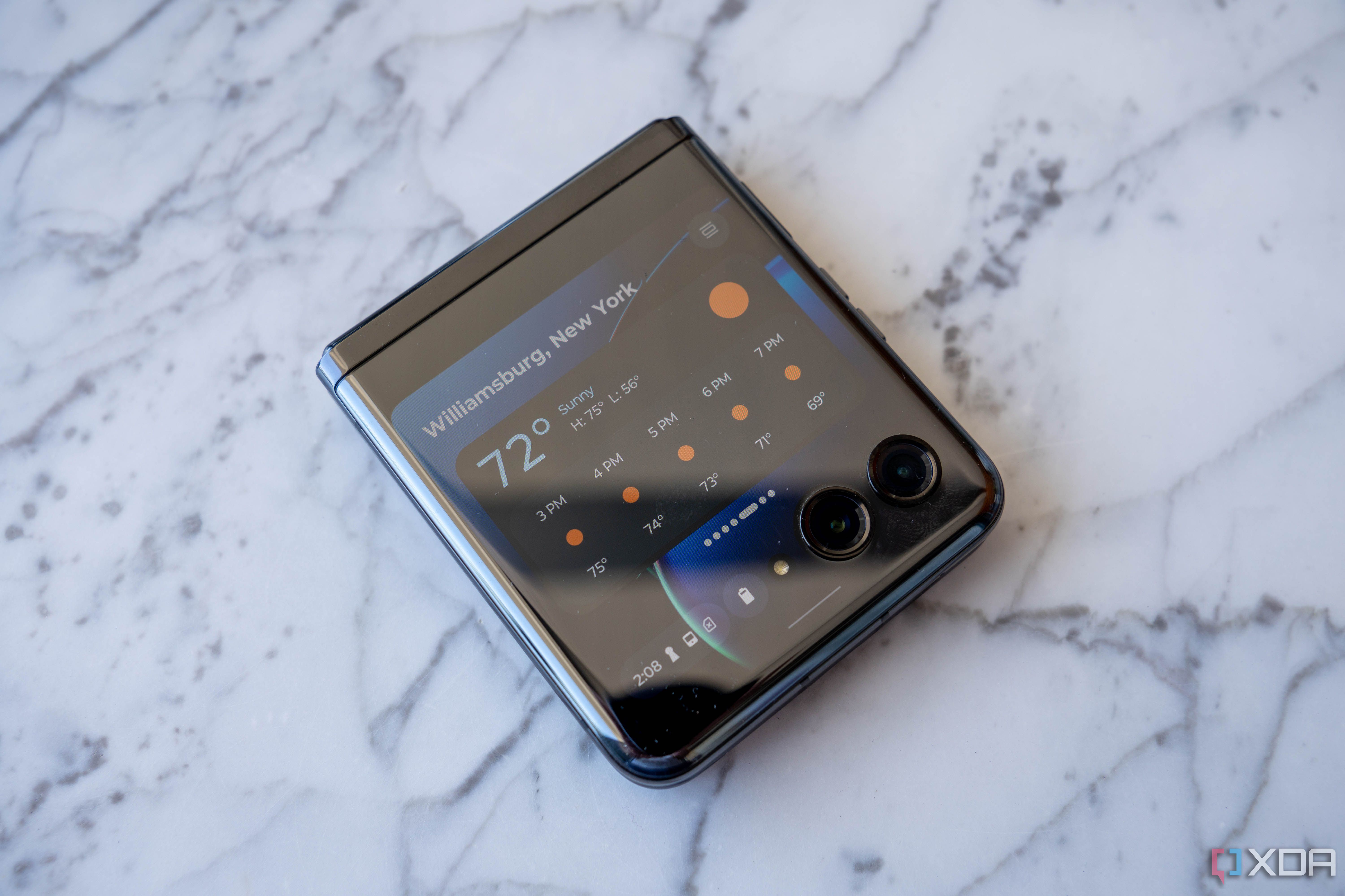 Motorola Razr 2023-27-1