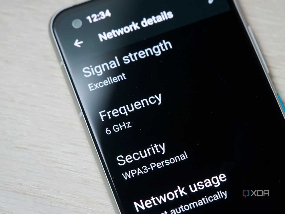 Wi-fi 6E connection details on a Zenfone 8