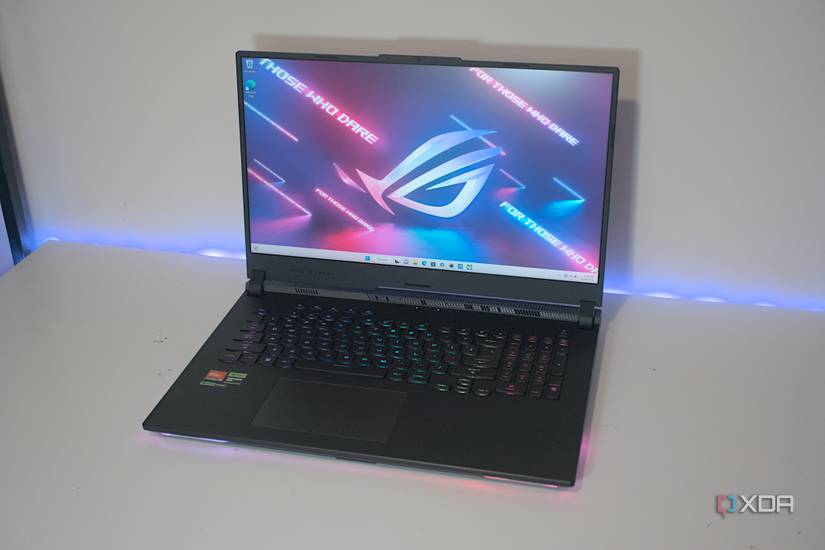 asus-rog-strix-scar-17-g733p-2023-laptop-front-angle