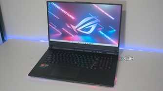 asus-rog-strix-scar-17-g733p-2023-laptop-front-angle