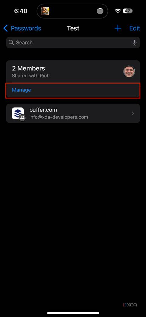 manage group button 