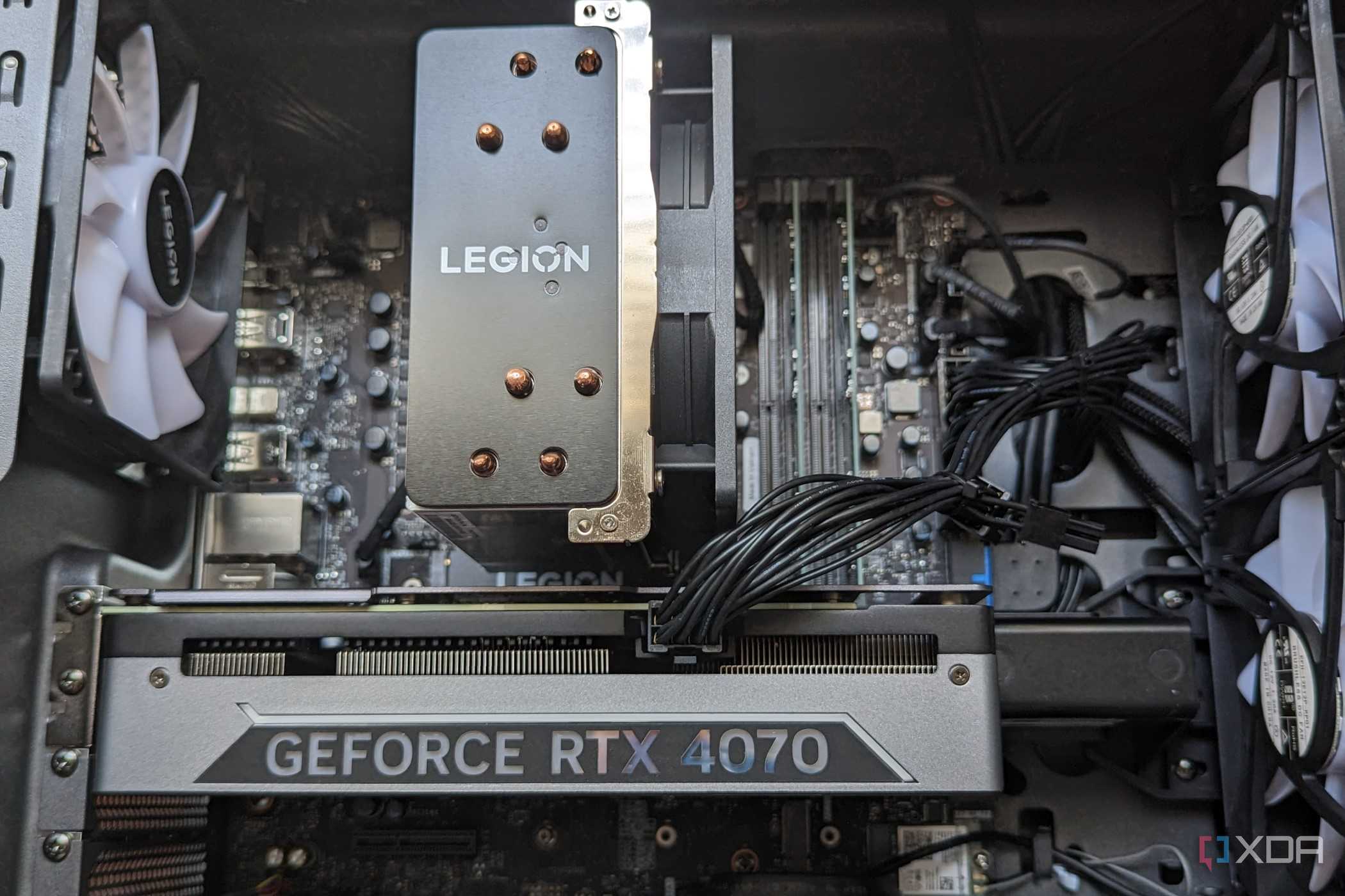 Lenovo Legion Tower 5i internal components