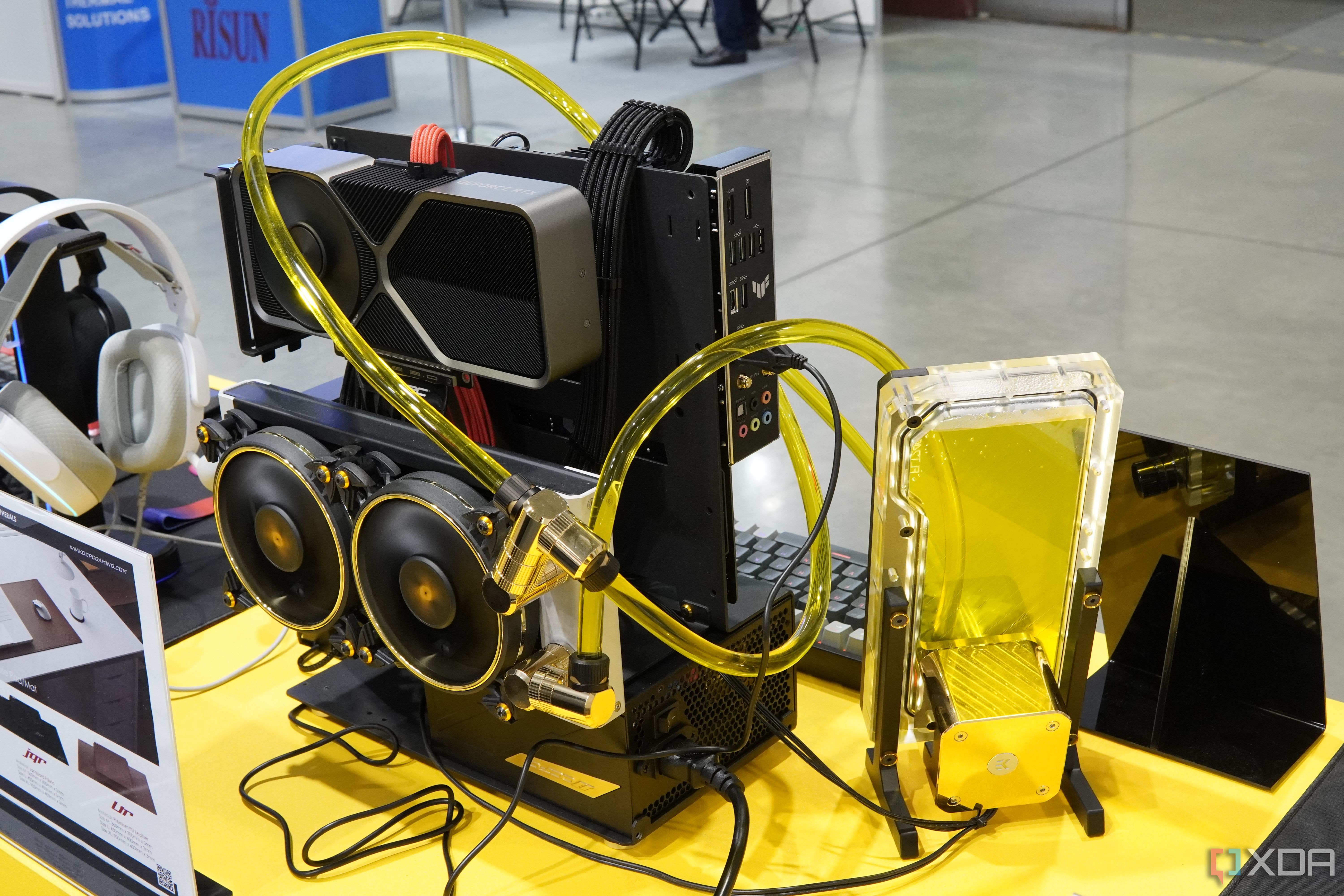 フラクタルデザイン Celsius S24 + NZXT KRAKEN G12 Easy GPU WATERCOOLING // NZXT Kraken G12 & FRACTAL CELSIUS