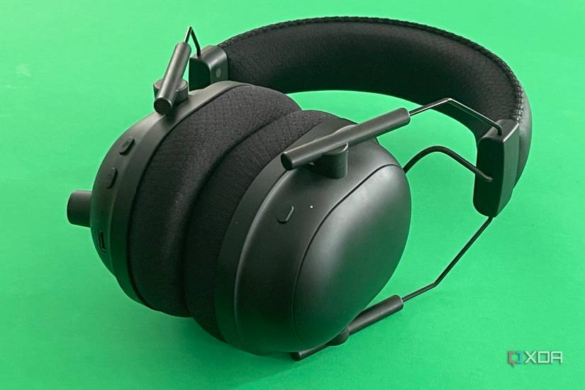 Razer BlackShark V2 Pro Headset showing the buttons
