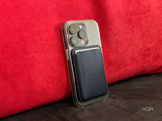 Apple Clear case for iPhone 14 Pro with MagSafe Wallet attached