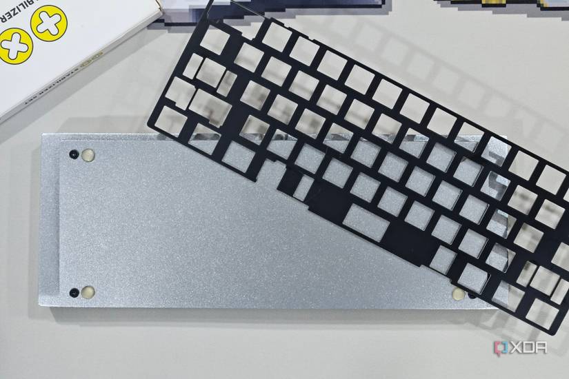 case-foam-dampener
