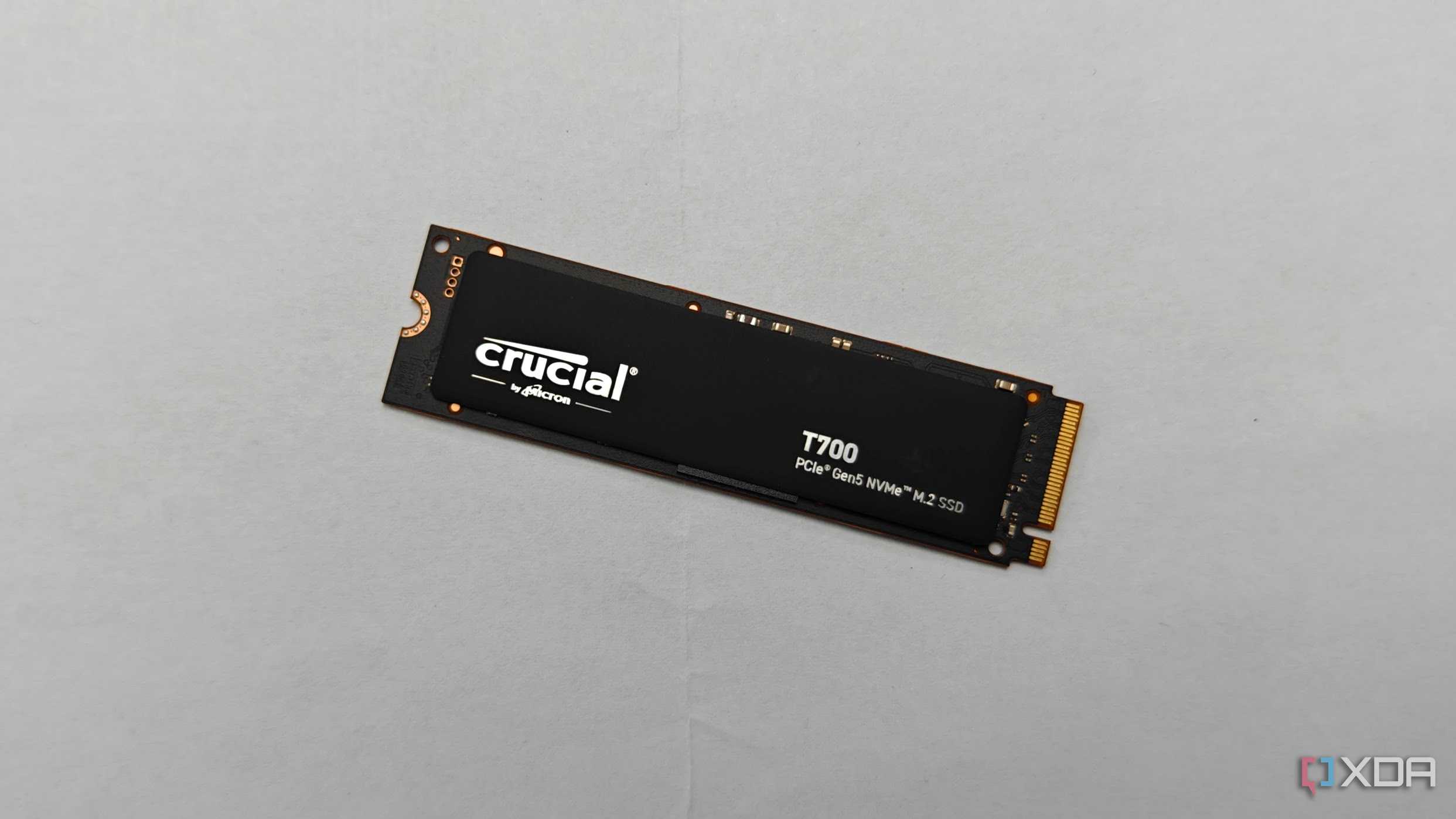 Crucial T700 SSD white background