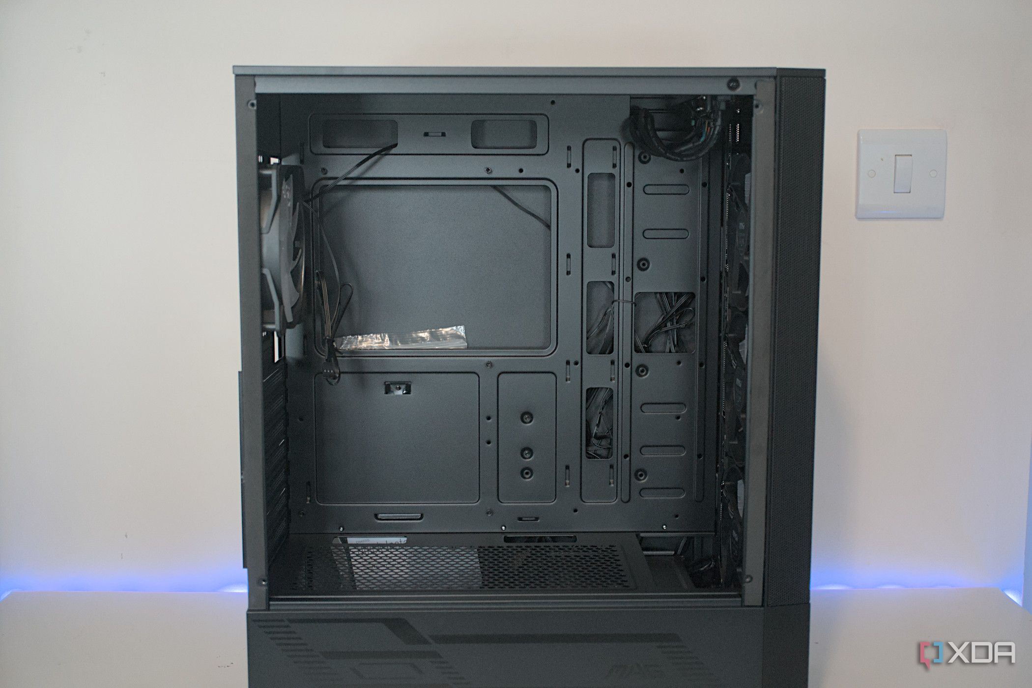 MSI MAG Forge 112R