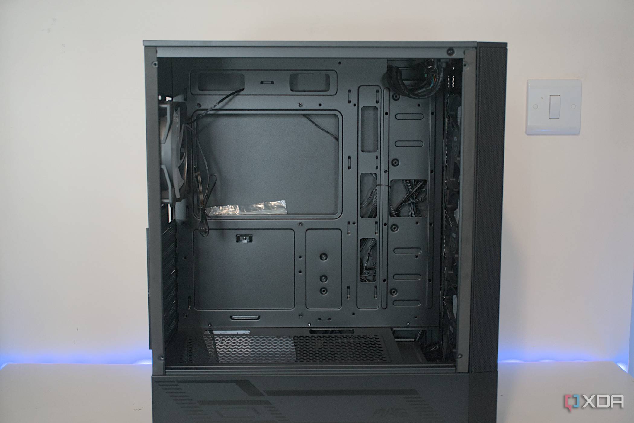 MSI MAG Forge 112R