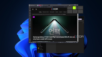 Screenshot of a Windows 11 desktop with a Vivaldi browser window and OneNote open, showing the Snap Layouts UI displayed when the user hovers over the restore icon