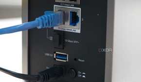 TP-Link Archer BE800 wired connectivity close