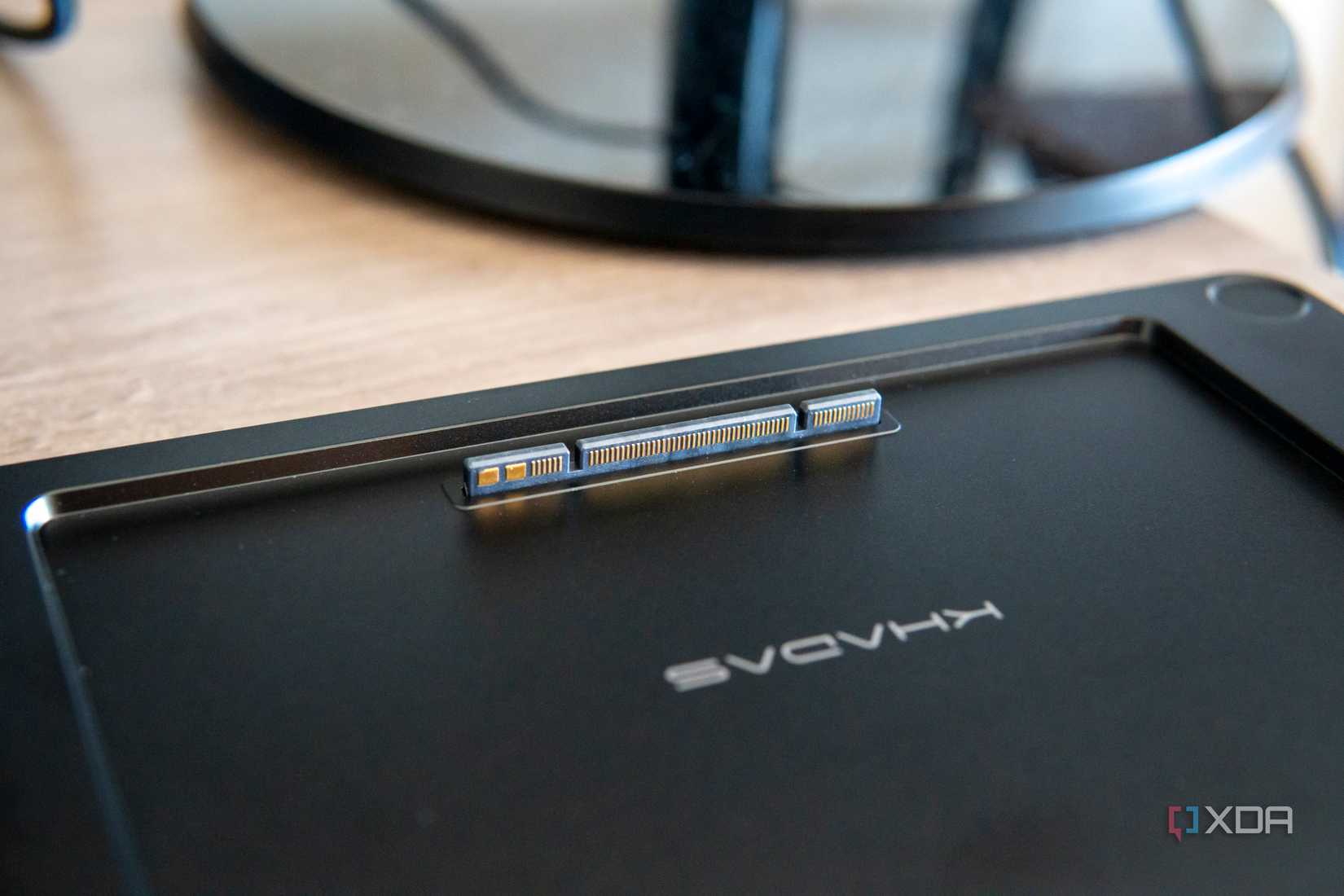 Close-up view of the Mind Link connector of the Mind Dock, which plugs into the Mind itself