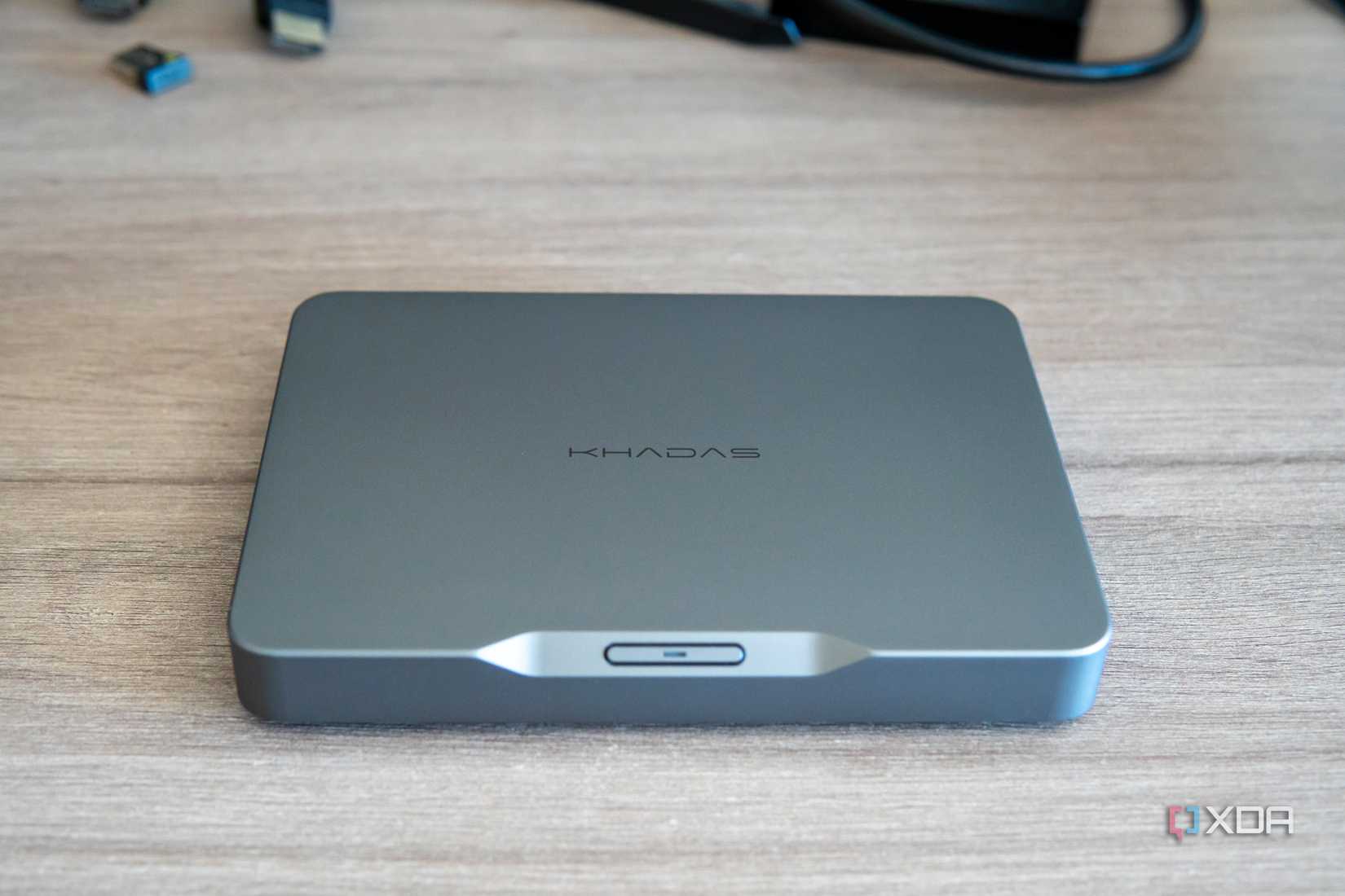 Front view of the Khadas Mind with no cables plugged in