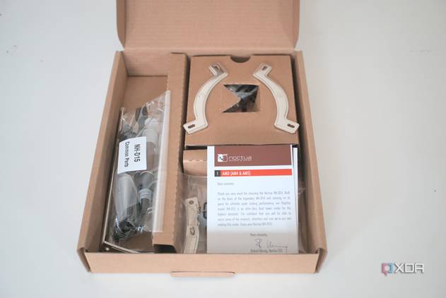 Peeking inside the Noctua NH-D15 accessories box