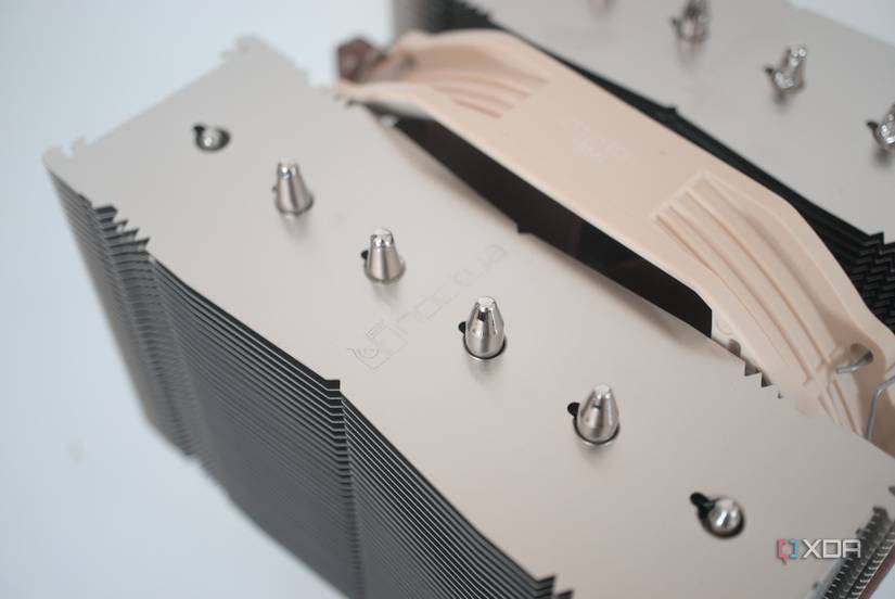 Close up of the Noctua NH-D15 logo