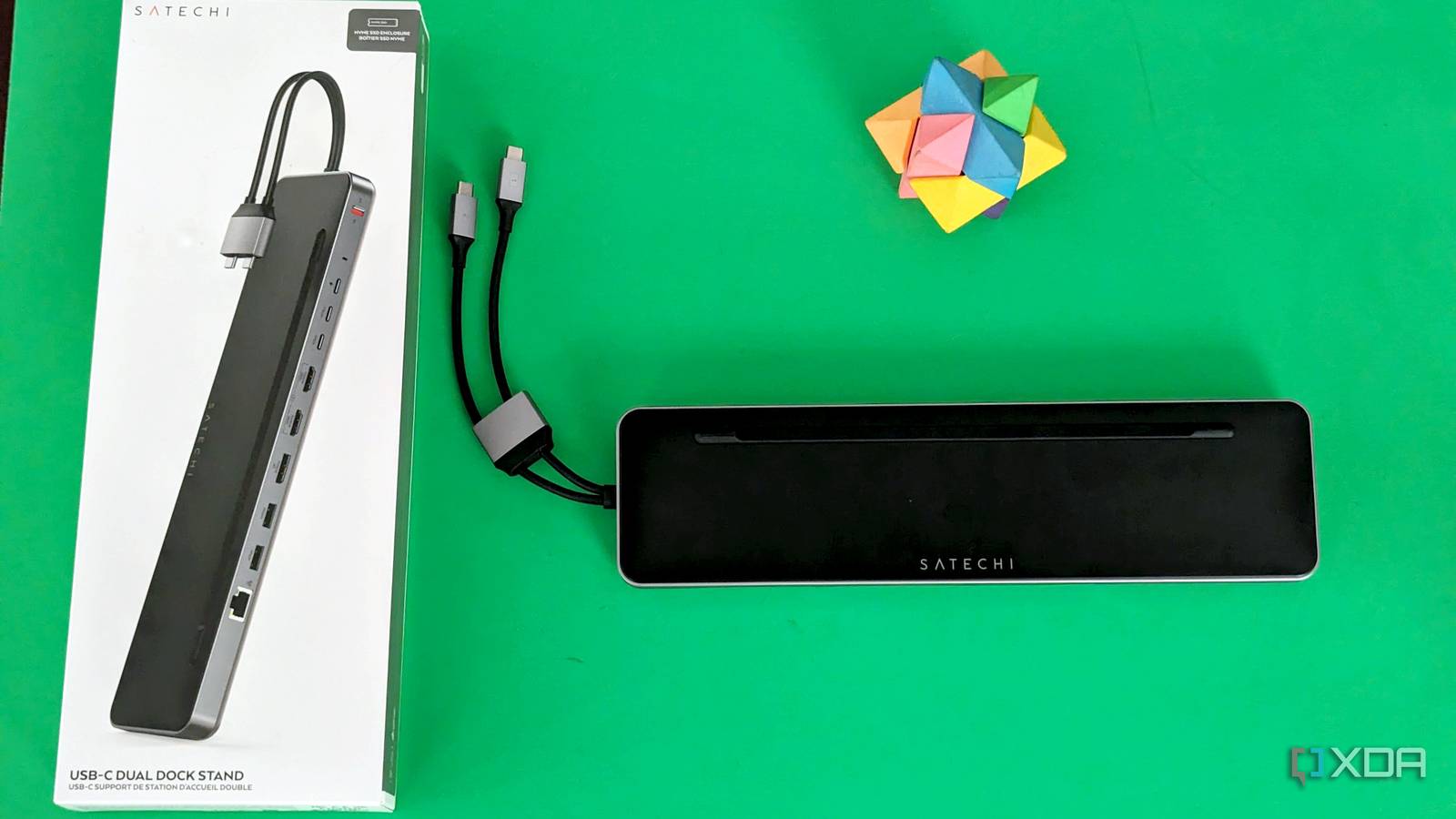 Satechi Dual USB-C Hub power bank setup