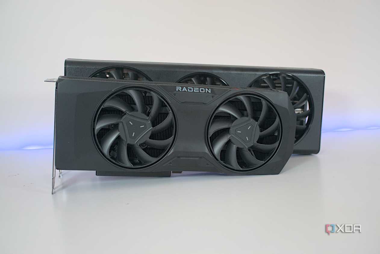 AMD Radeon RX 7700 XT and RX 7800 XT