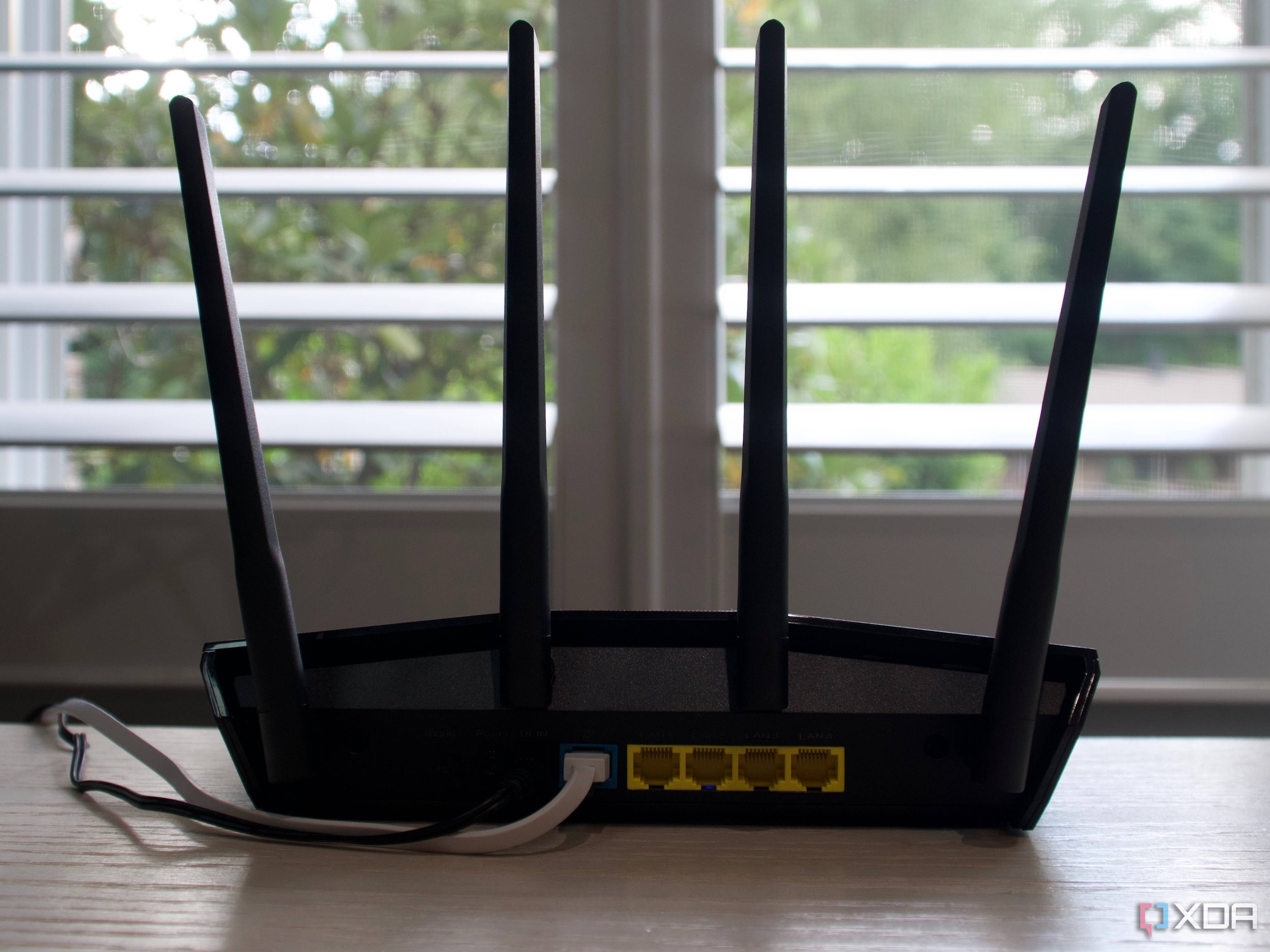 Asus RT-AX57 from the back
