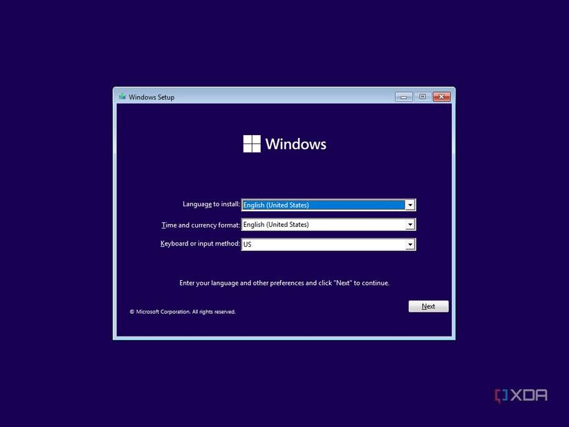 Screenshot of Windows 11 isntallation environment showing the option to select a language, region, and keyboard layout